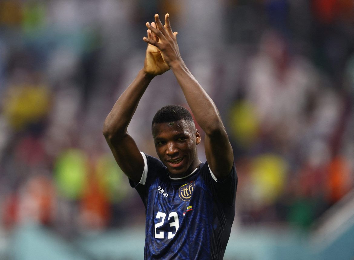 Arsenal must pay £90m for Caicedo