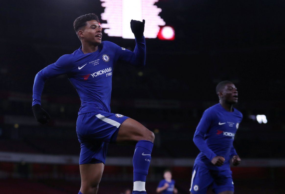 Everton eye Chelsea midfielder Tino Anjorin